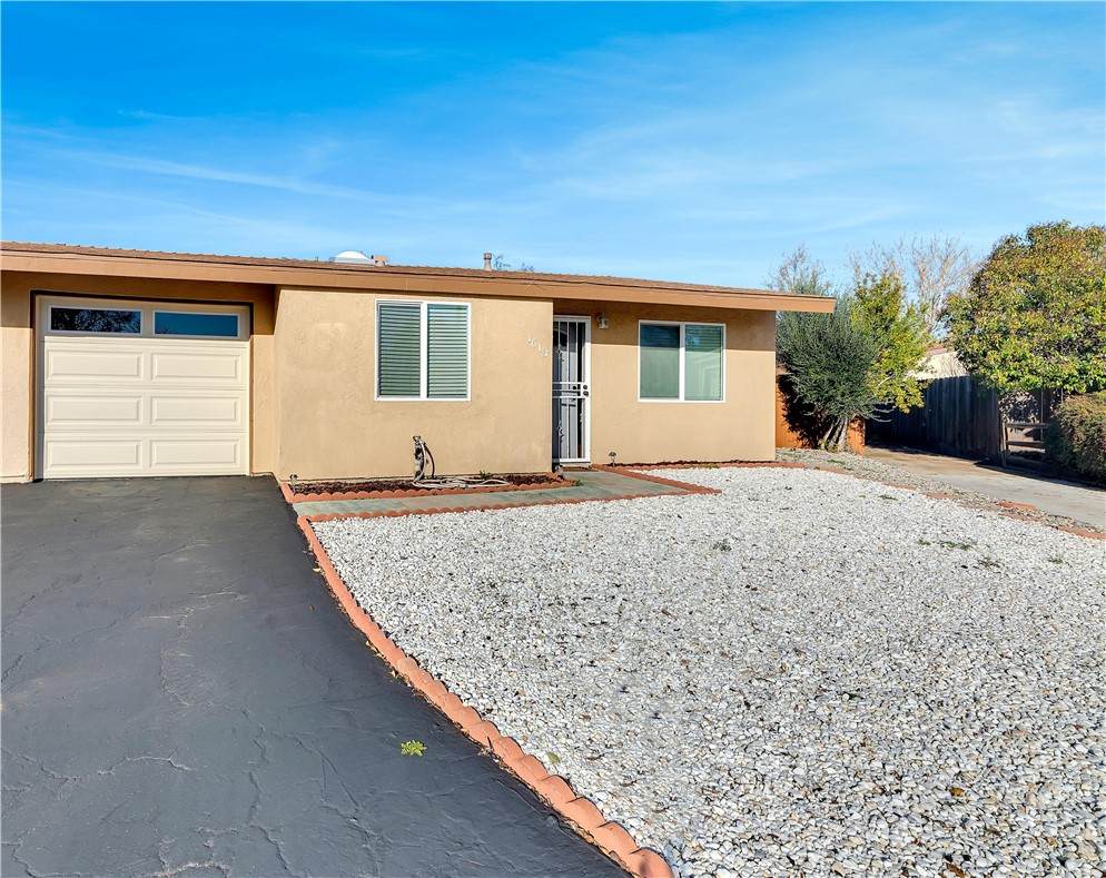 1613 Shepherd Drive - Photo 1