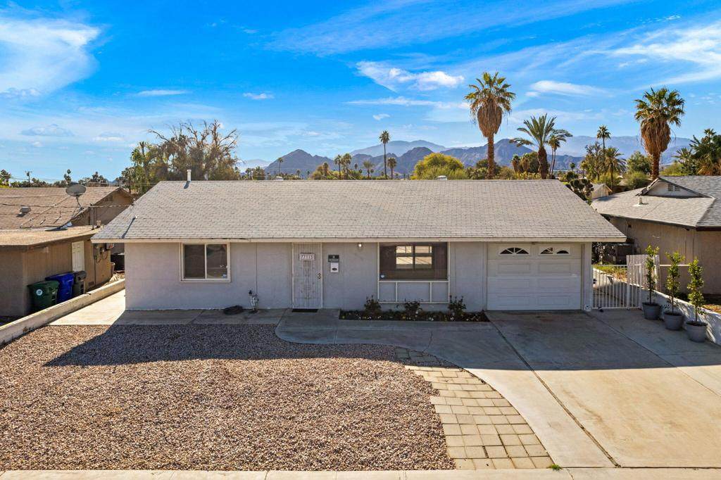 77115 Michigan Drive - Photo 1