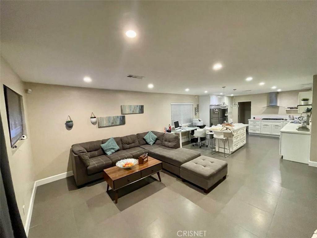 8616 Hanna Avenue - Photo 1