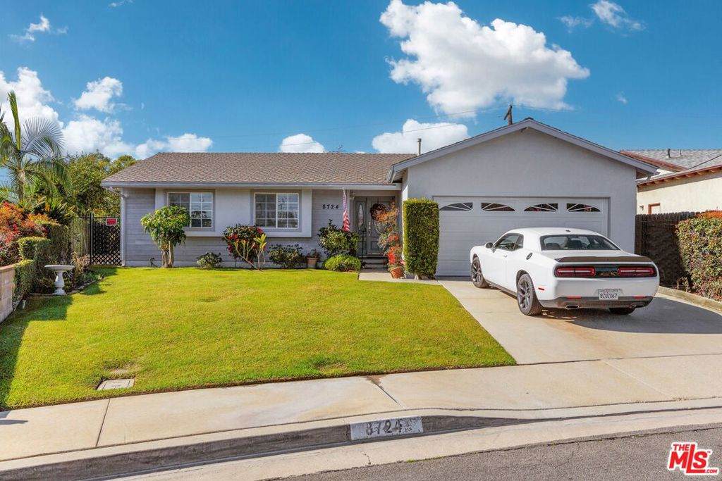 8724 Burghardt Road - Photo 1