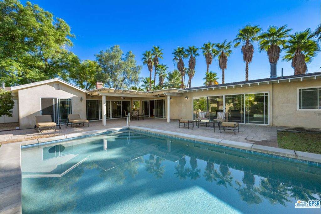 1075 El Alameda - Photo 1