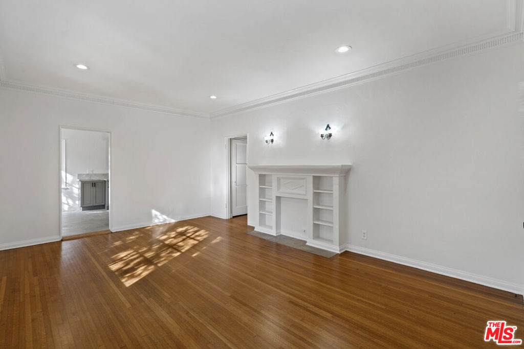 2364 Kerwood Avenue - Photo 1