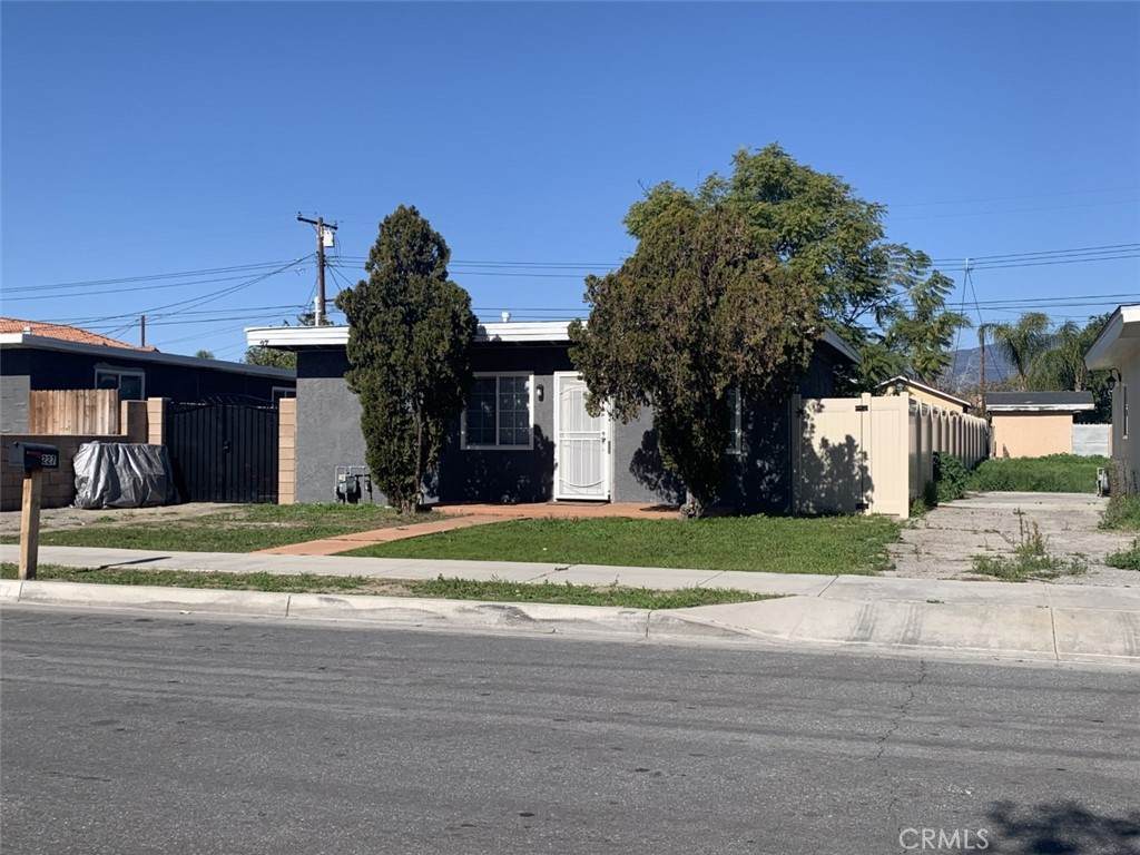 227 Pleasant View Avenue - Photo 1