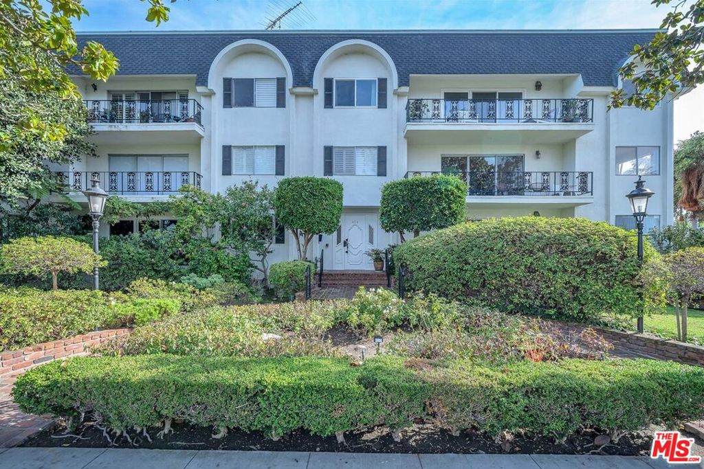 404 San Vicente Boulevard - Photo 1