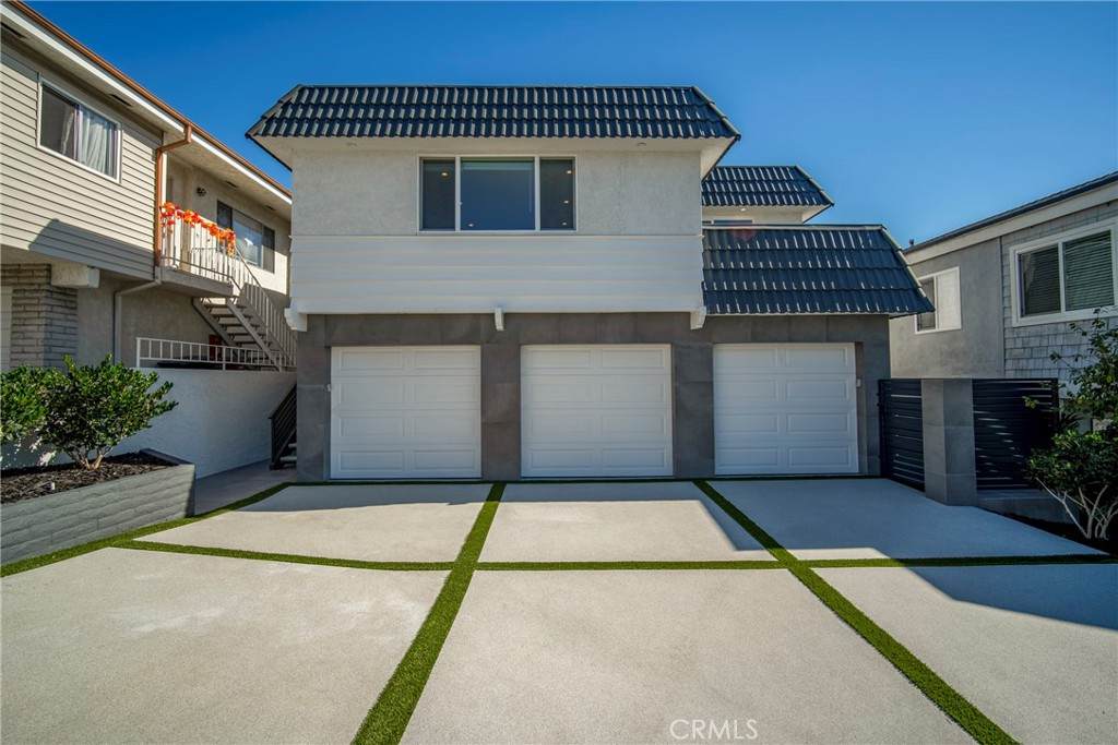 33852 Alcazar Drive - Photo 1