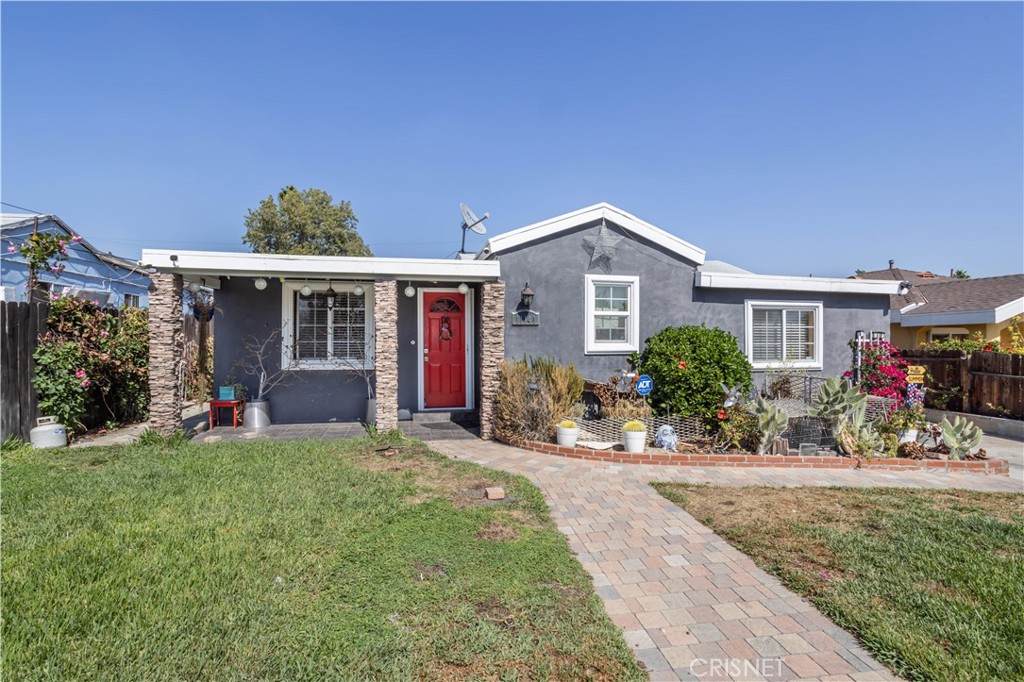 11141 Lull Street - Photo 1
