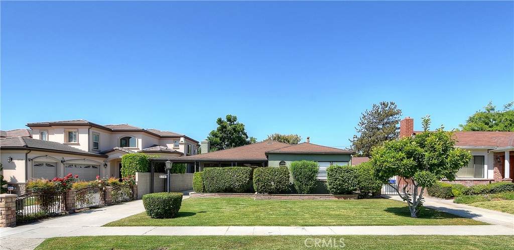 5741 Primrose Avenue - Photo 1