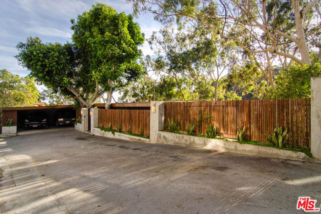 8030 Highland Trail - Photo 1