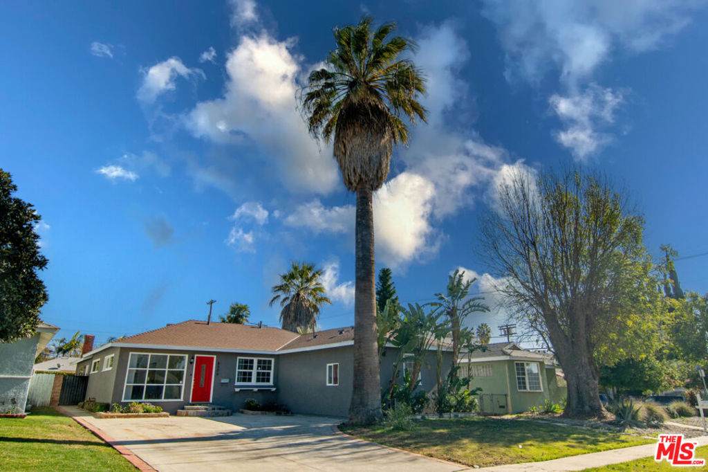 8506 Chimineas Avenue - Photo 1