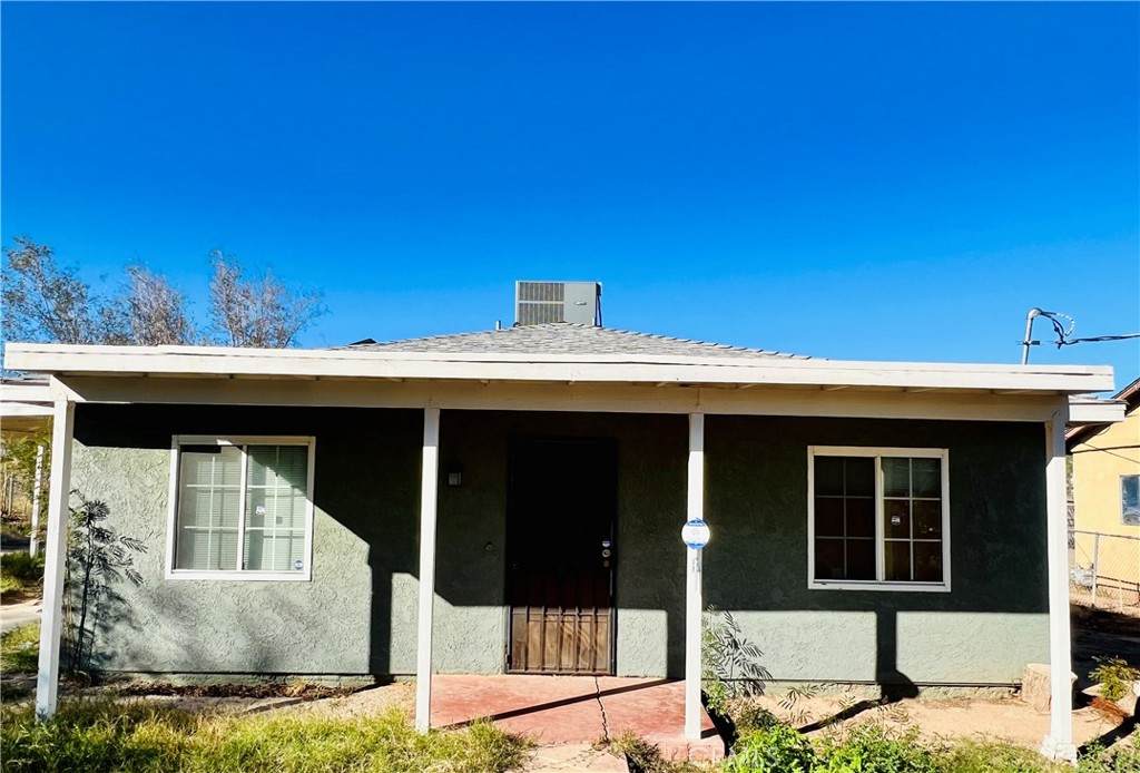 291 Cottonwood Lane - Photo 1
