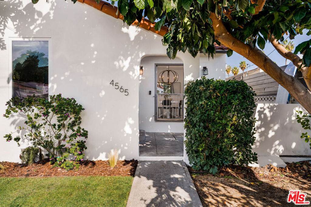 4565 28th Street - Photo 1
