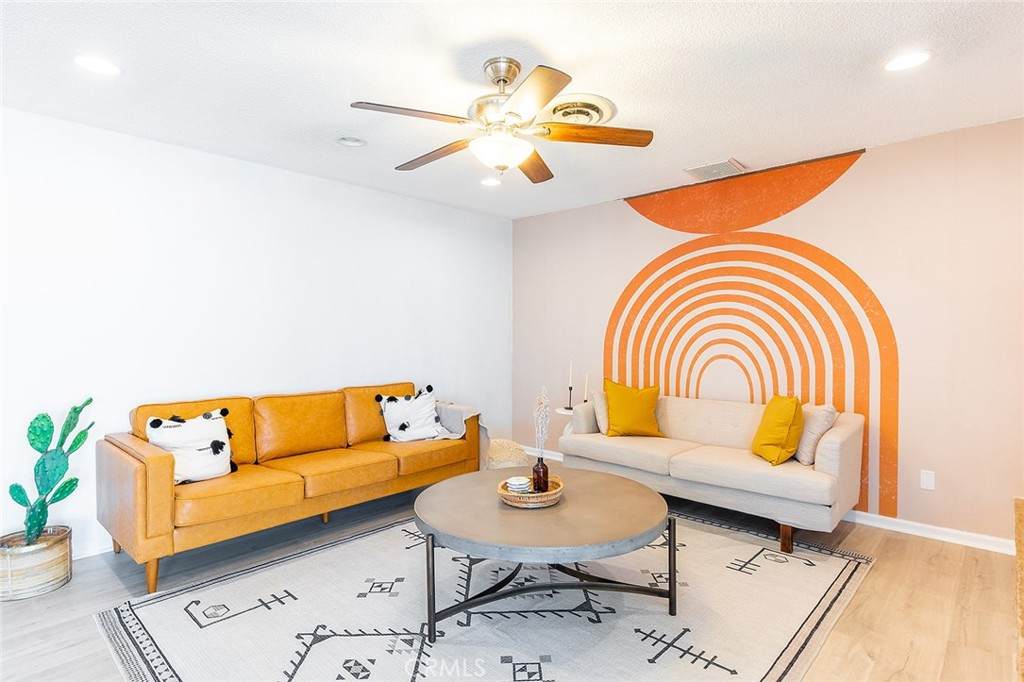 7686 Victoria Avenue - Photo 1