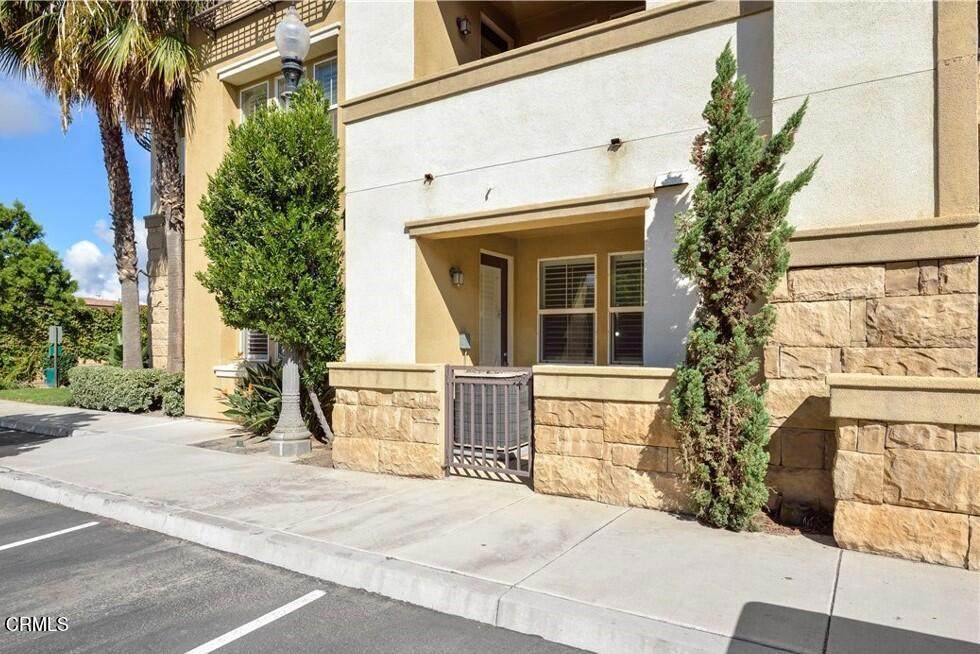 243 Riverdale Court - Photo 1