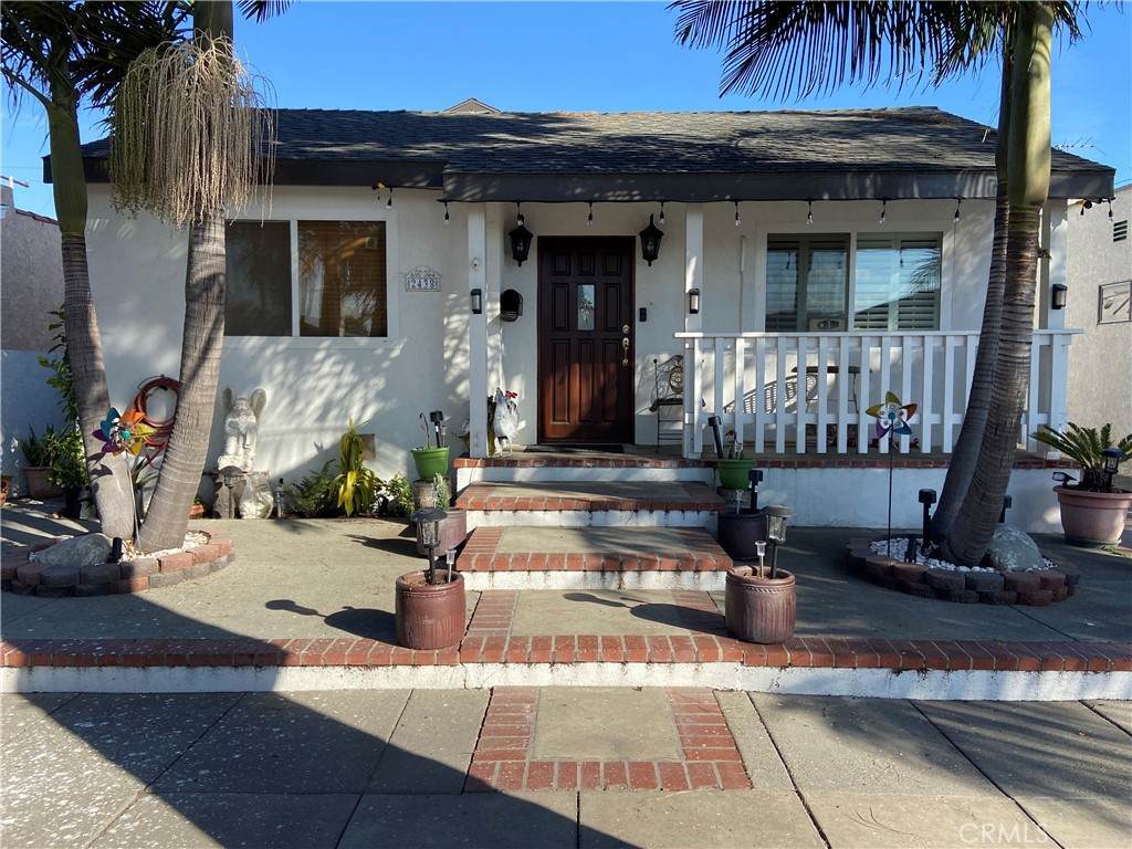 2438 Delta Avenue - Photo 1
