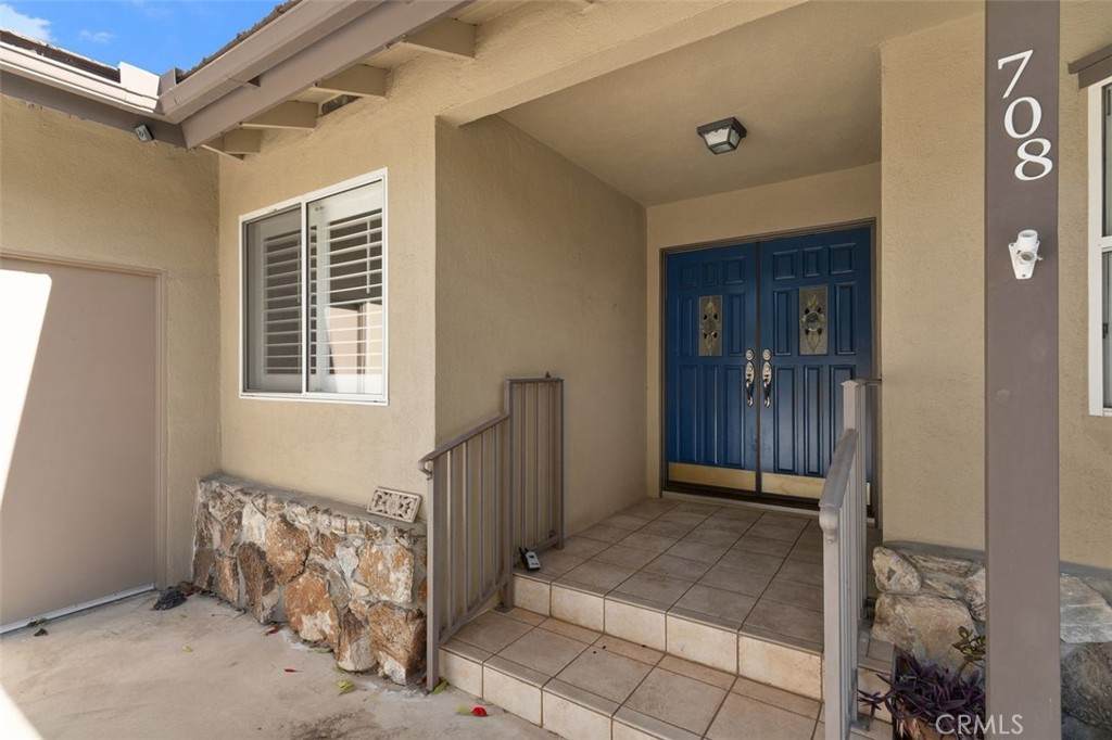 708 Braewood Drive - Photo 1
