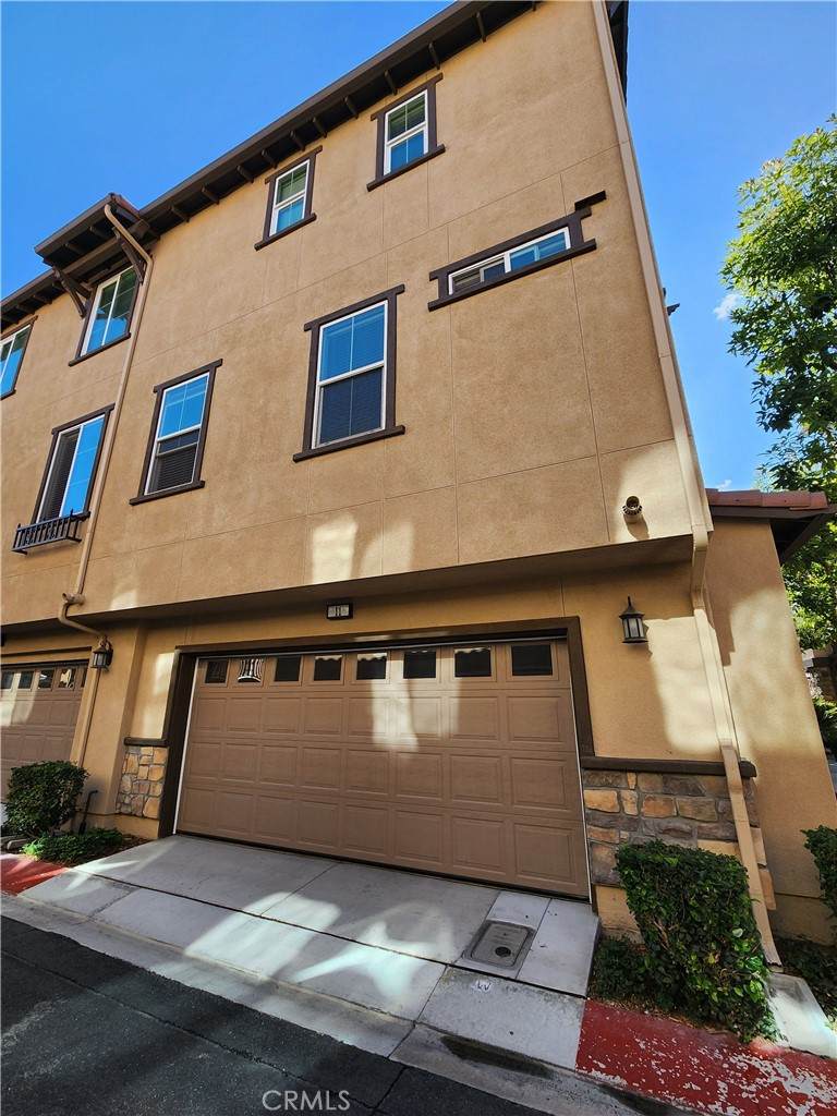 11 Quinn Way - Photo 1