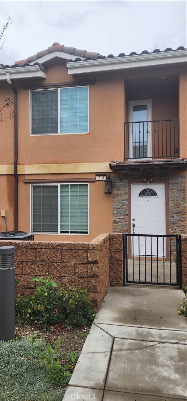 16408 Valencia Avenue - Photo 1