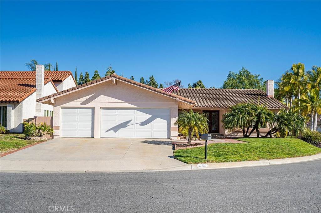 12700 Oakthorn Lane - Photo 1