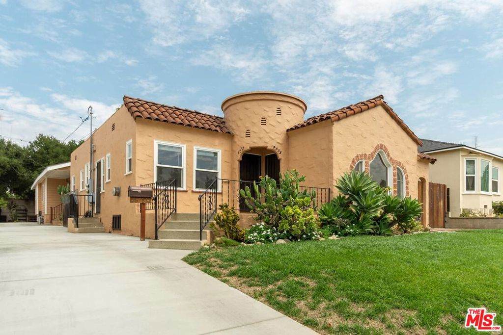 4573 Alumni Avenue - Photo 1