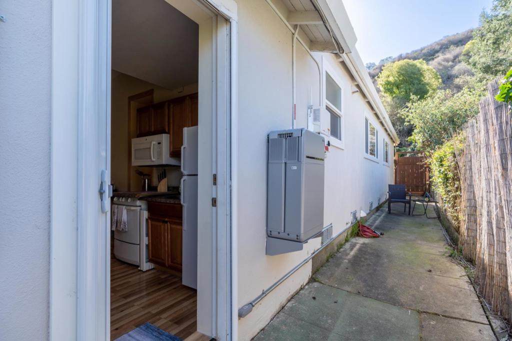 1468 Rosita Road - Photo 1