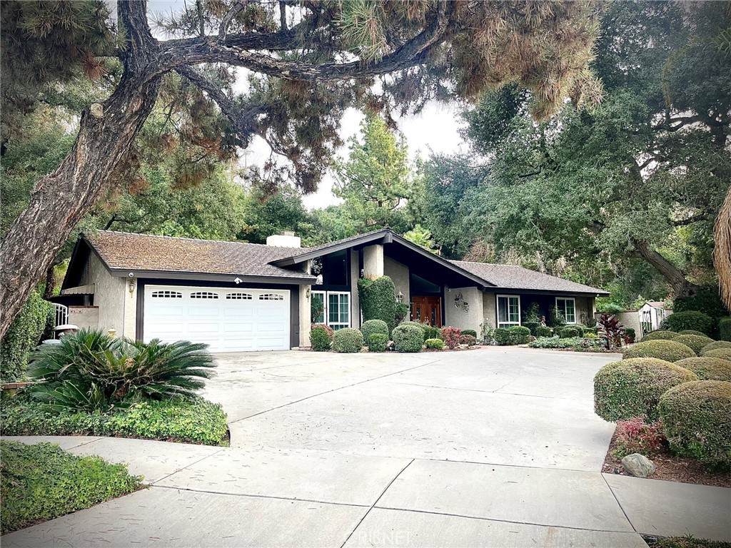 388 Catherine Park Drive - Photo 1