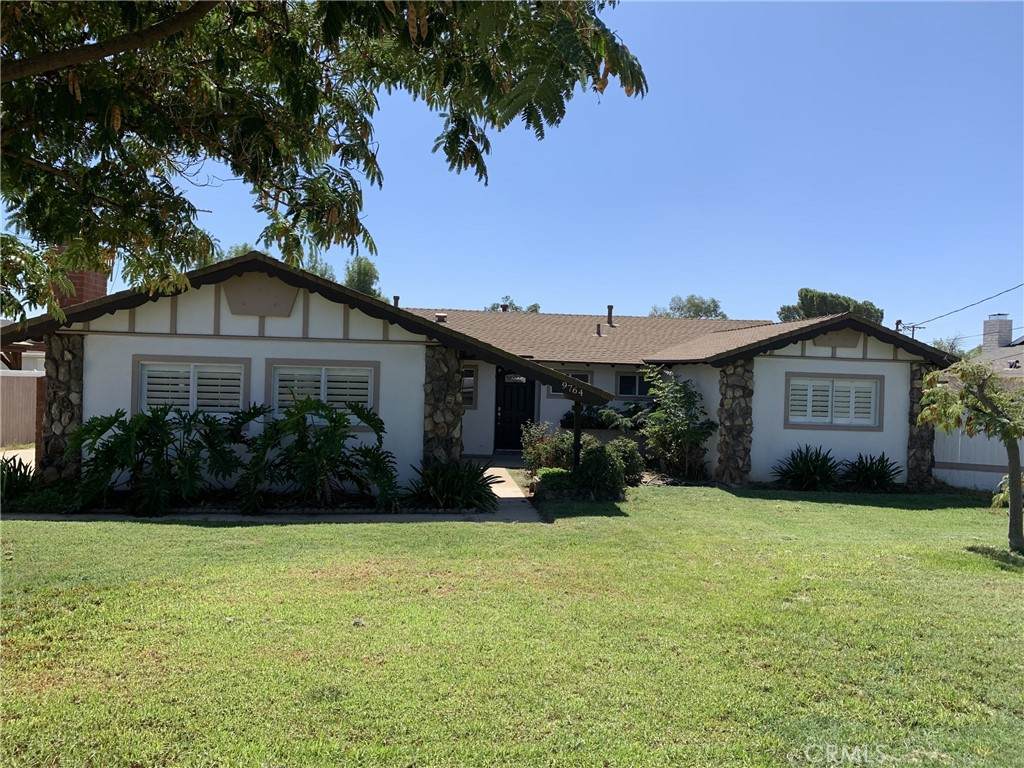 9764 58th Street - Photo 1