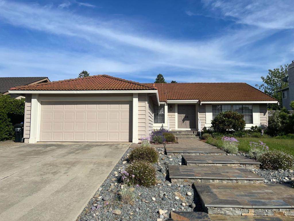 1036 Renee Court - Photo 1