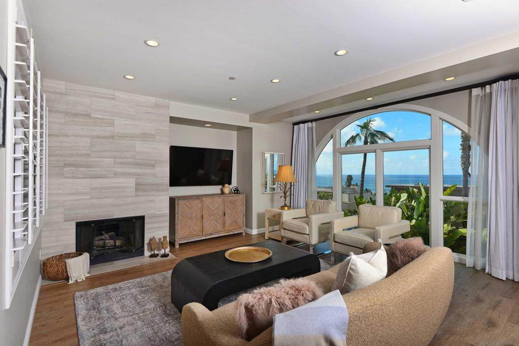 5430 La Jolla Boulevard - Photo 1