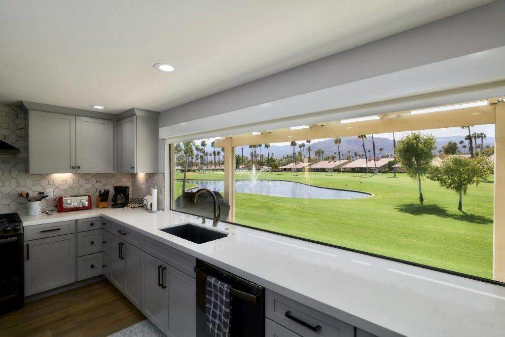 25 Maximo Way - Photo 1