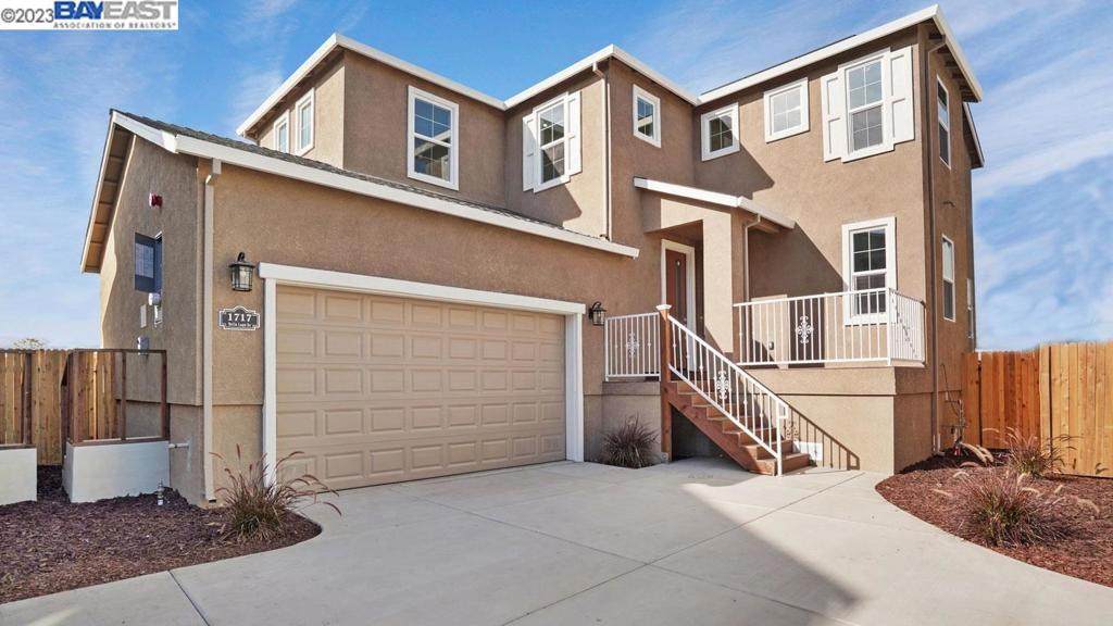 1717 Bella Lago Dr - Photo 1
