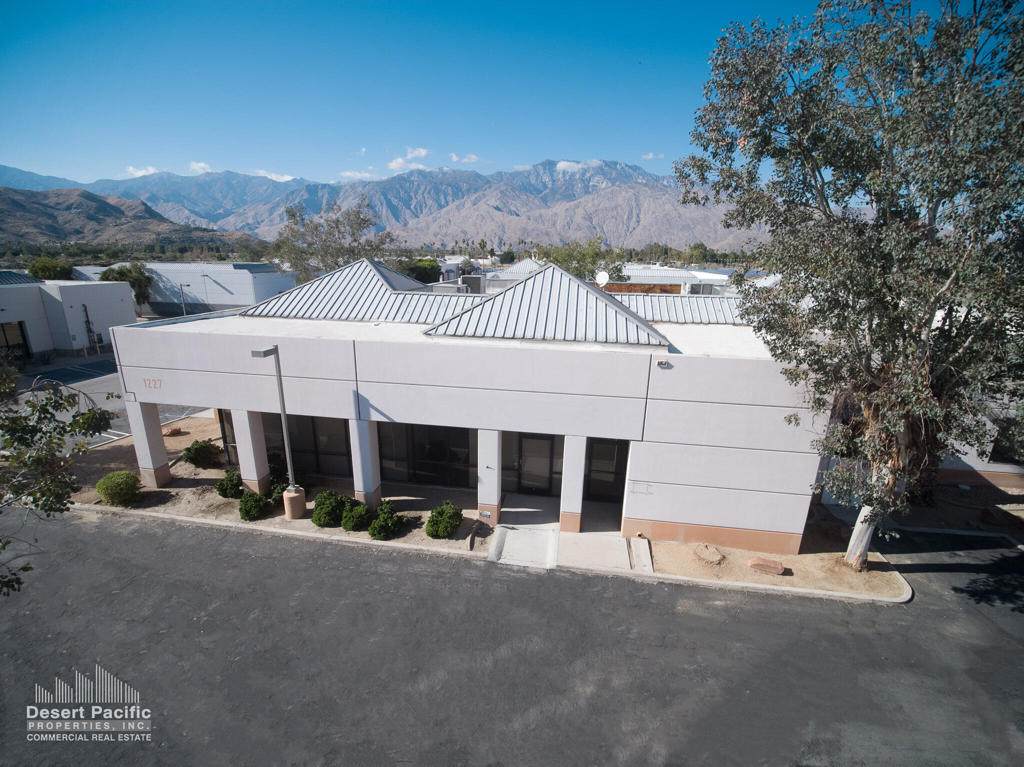 1227 Gene Autry Trl - Photo 1