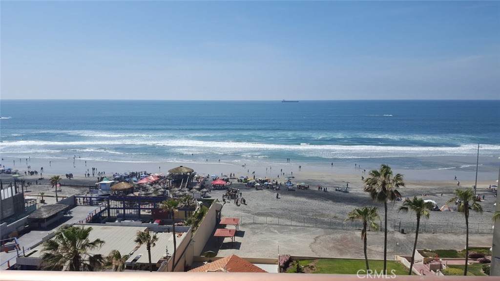 https://bt-photos.global.ssl.fastly.net/socal/orig_boomver_1_372295514-2.jpg