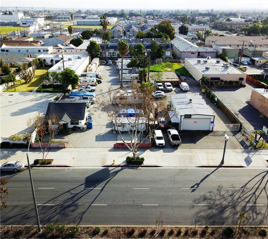 14600 Hawthorne Boulevard - Photo 1