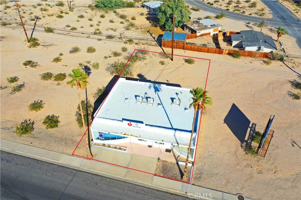 https://bt-photos.global.ssl.fastly.net/socal/orig_boomver_1_372470179-2.jpg