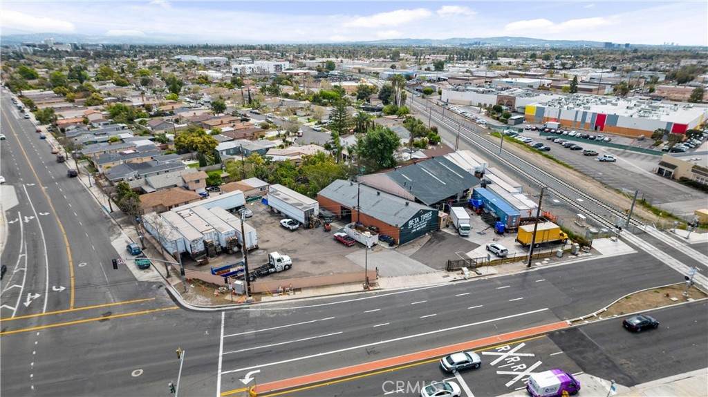 711 Fairview Street - Photo 1