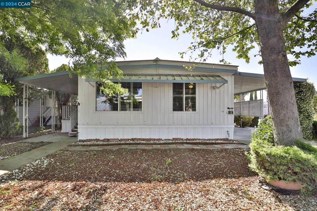147 Maui Dr - Photo 1