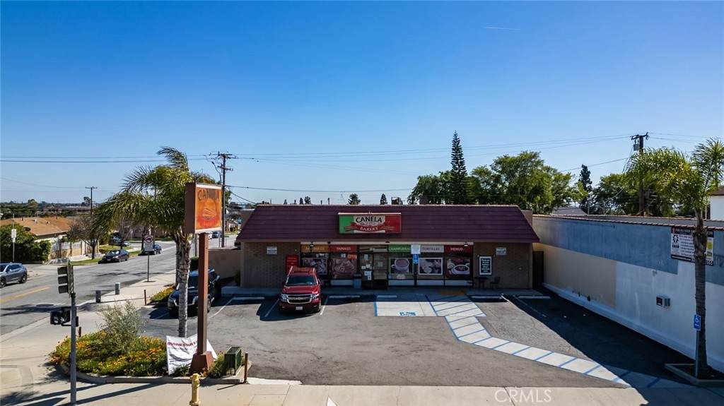 2401 Beverly Boulevard - Photo 1