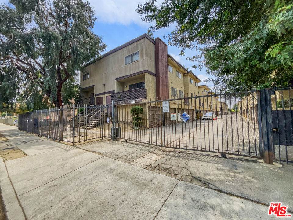 9131 Burnet Avenue - Photo 1