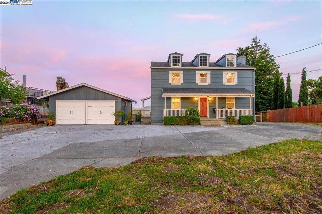 6869 Sunnyslope Ave - Photo 1