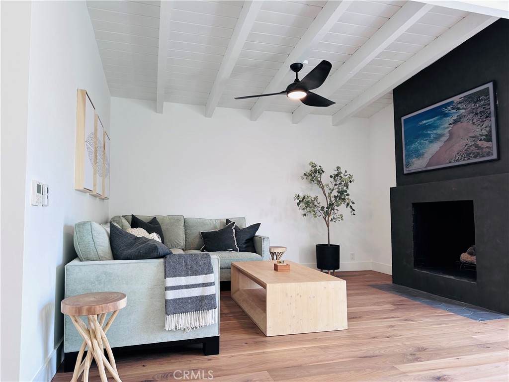 611 Avenue C - Photo 1
