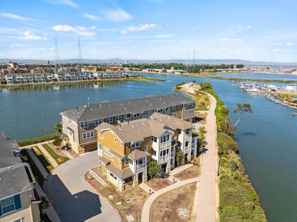 644 Turnbuckle Drive - Photo 1