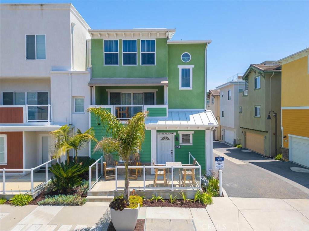 326 San Luis Avenue - Photo 1