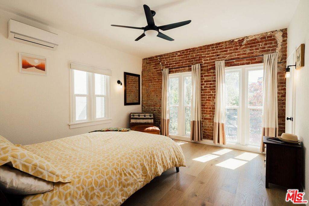 211 Berendo Street - Photo 1