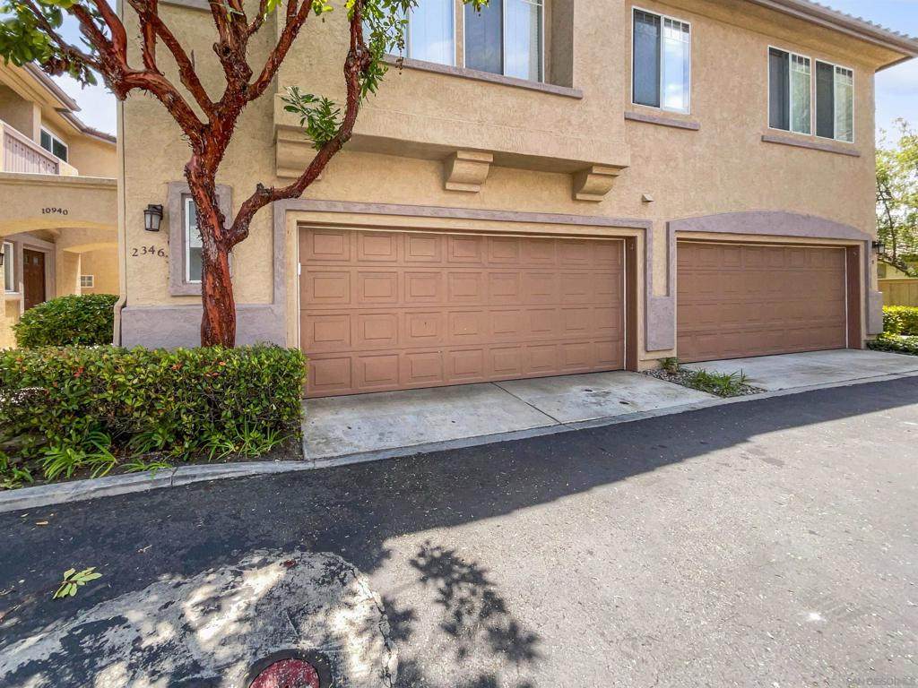 10940 Ivy Hill Dr - Photo 1