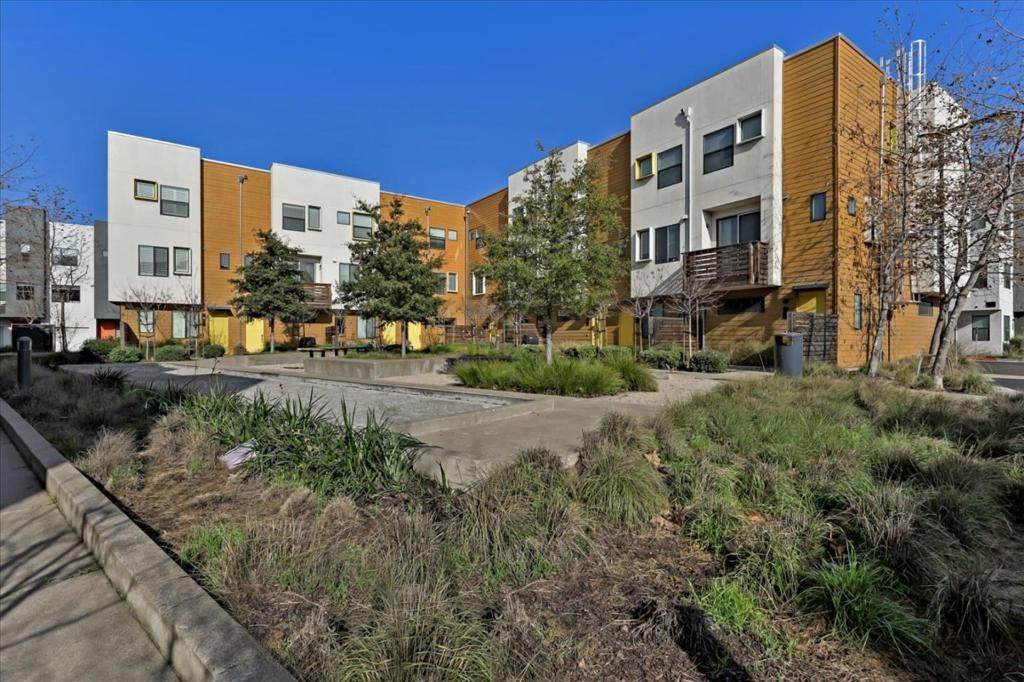 1429 Prescott Street - Photo 1