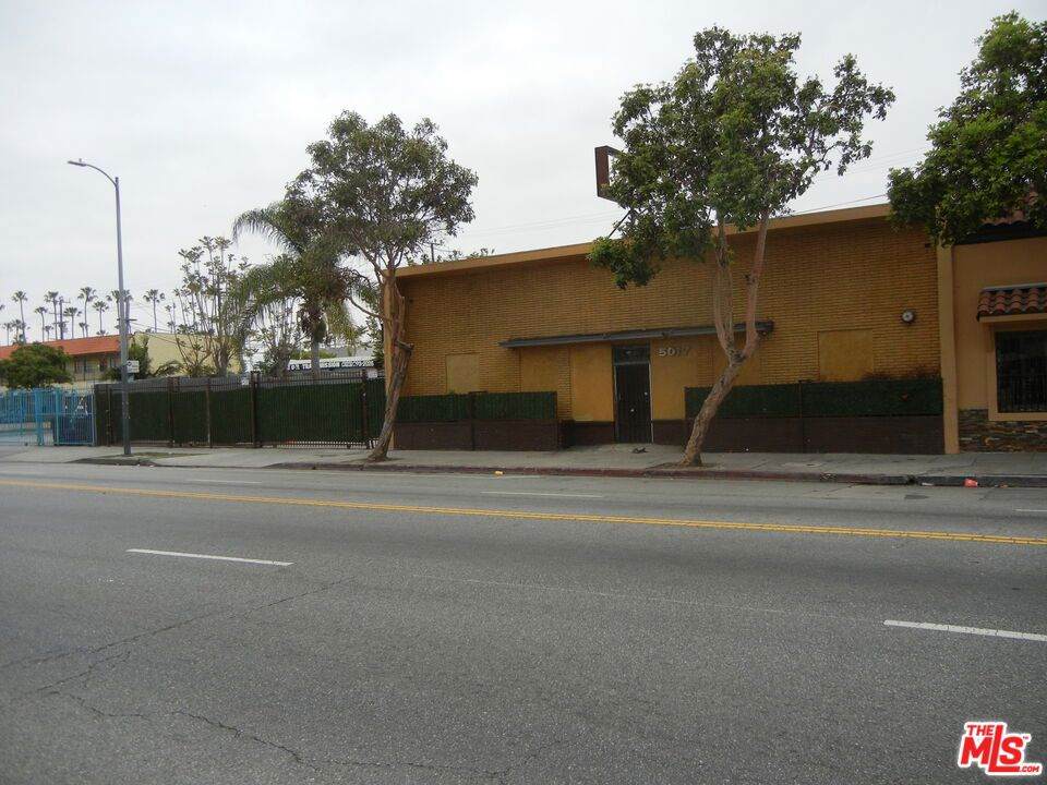 5017 Western Avenue - Photo 1