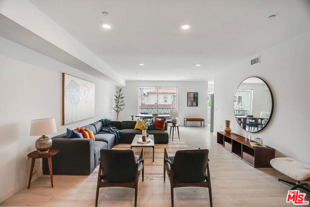 1021 Shenandoah Street - Photo 1