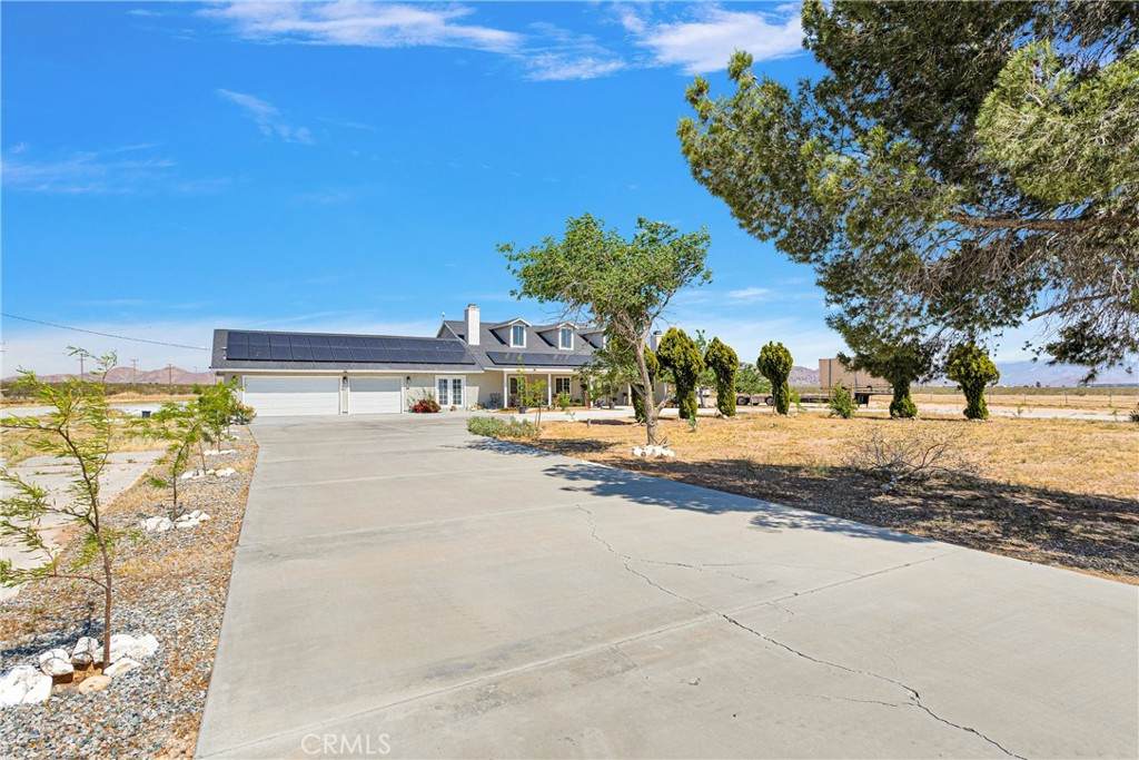 20045 Dale Evans Parkway - Photo 1