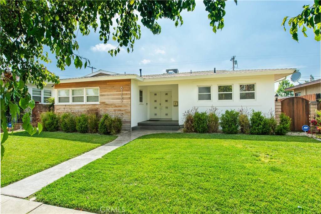 6159 Sylvia Avenue - Photo 1