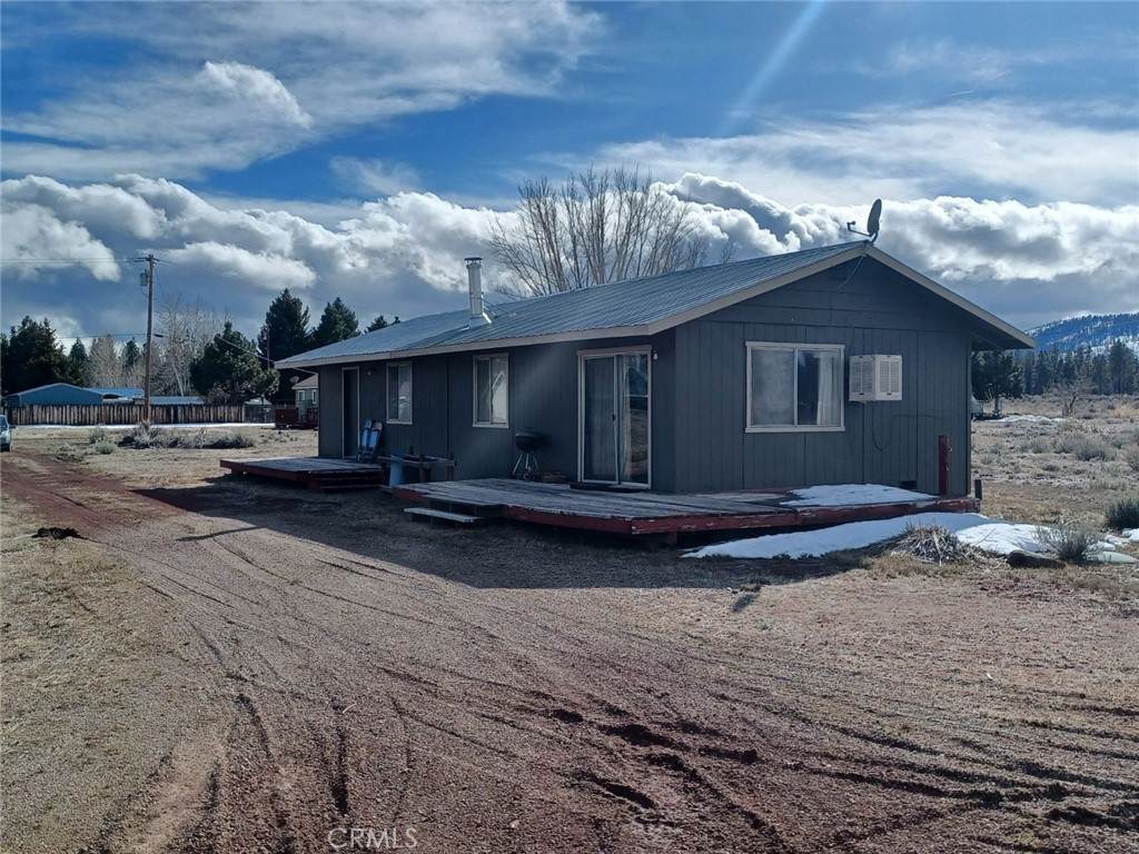 686 -800 Acacia Way - Photo 1